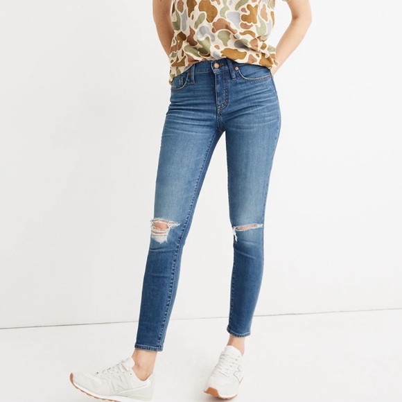 Madewell Distressed 9” Mid-Rise Skinny Jeans - Picture 1 of 12
